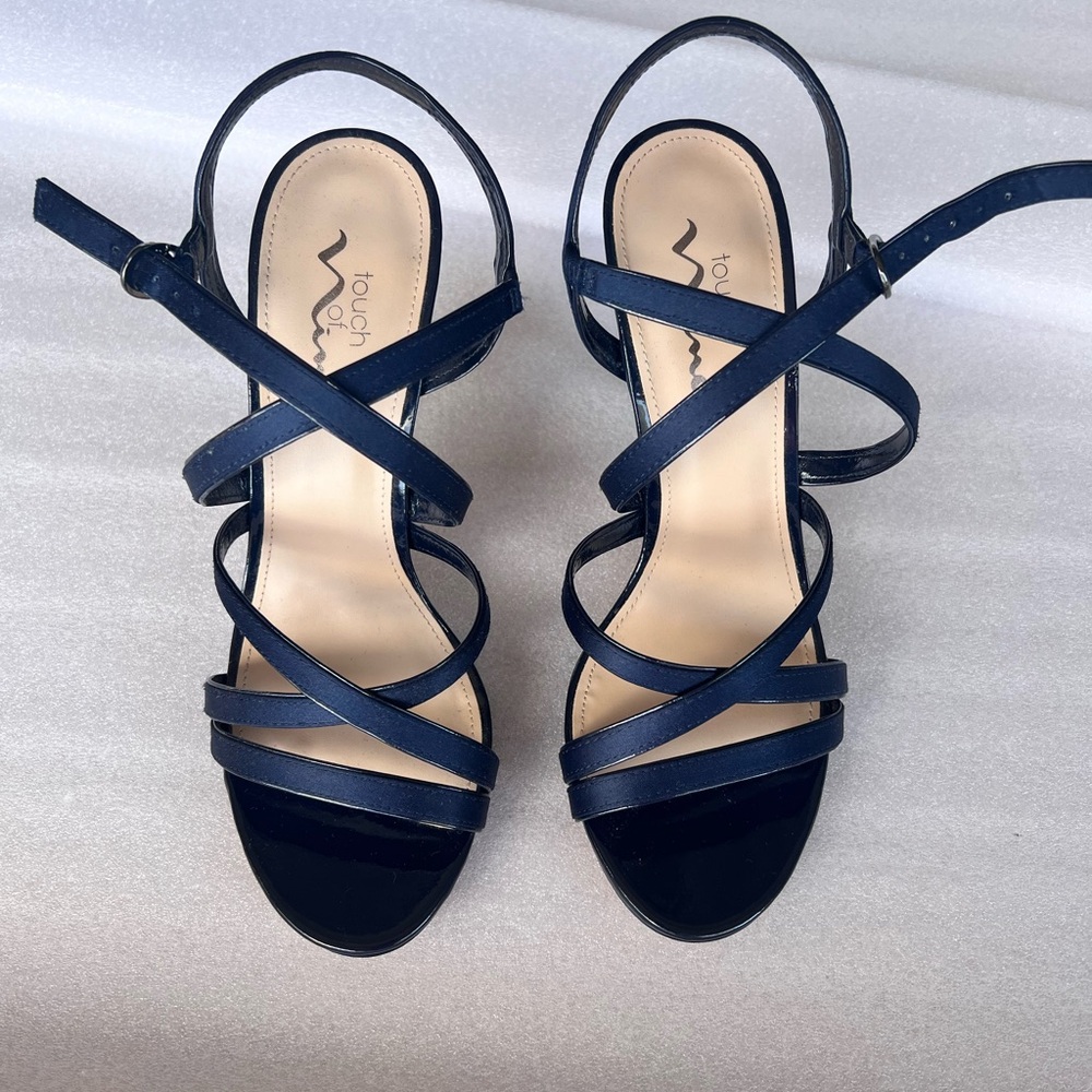 Size 9.5M blue strappy heels
